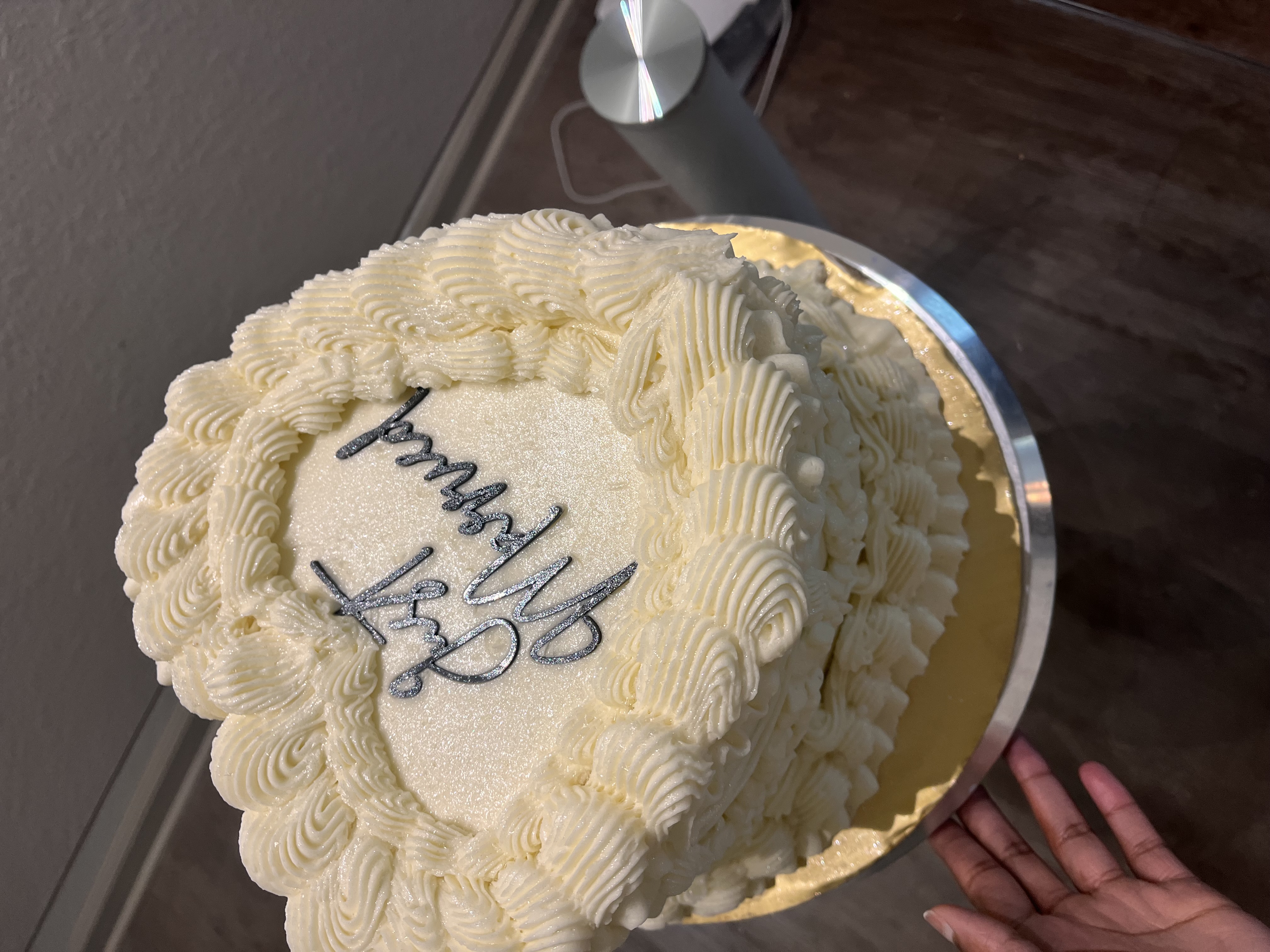 Custom cake by DaysiaVuCakes