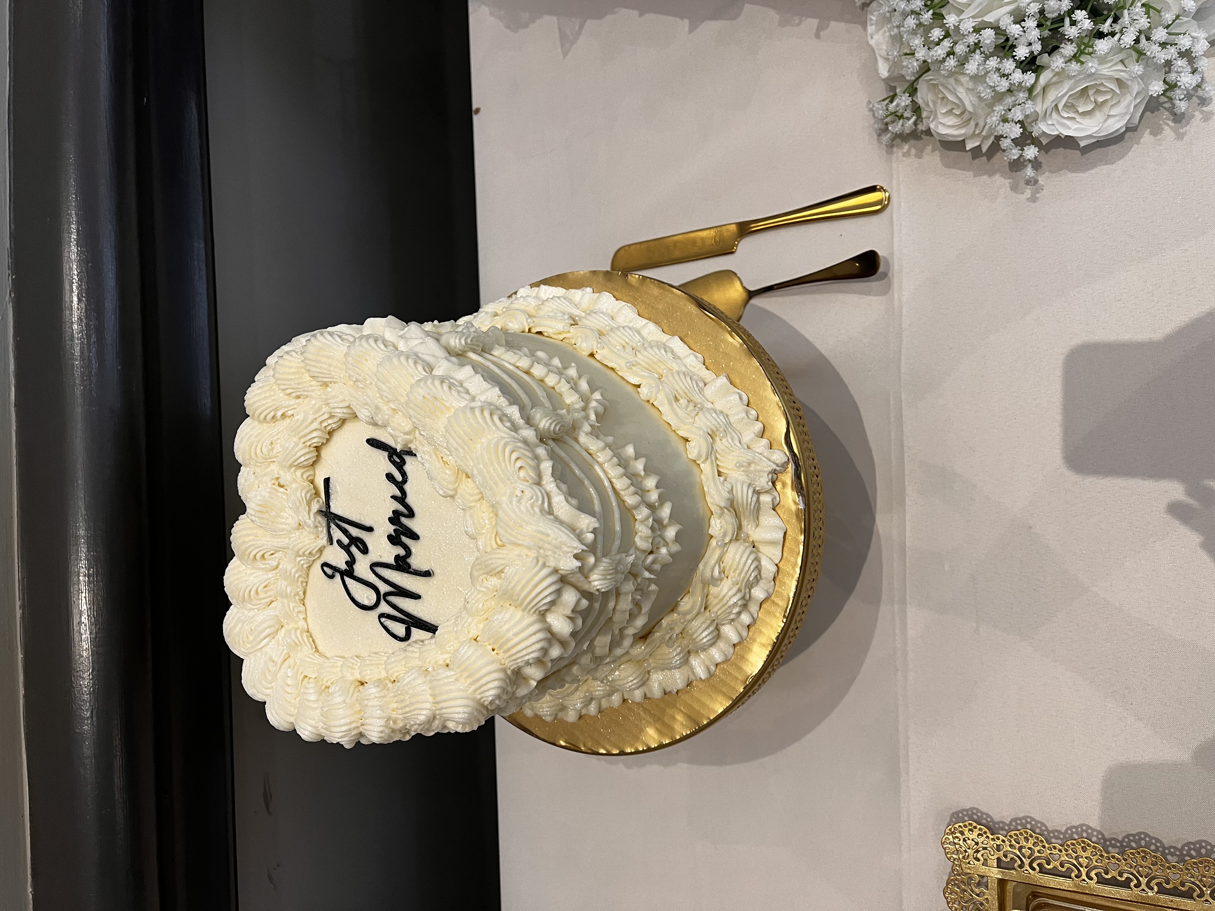 Custom cake by DaysiaVuCakes